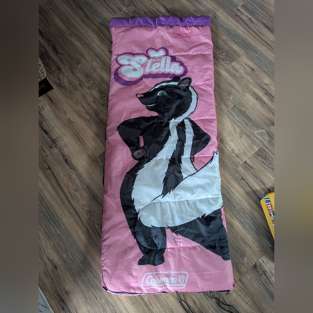 Coleman Stella the skunk sleeping bag pink and purple  64 x25